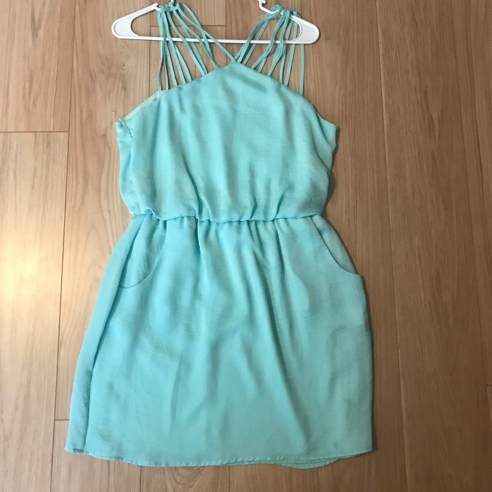 Adorable mini dress!
